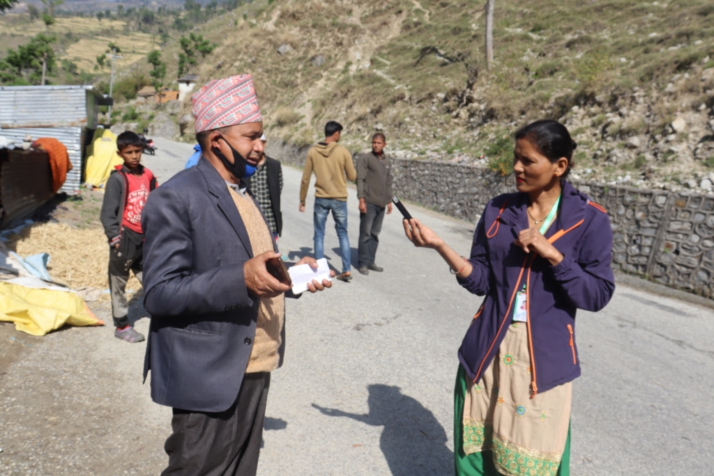बाजुराकी एक मात्र महिला पत्रकार तथा रेडियोकर्मी थापालाइ सामुदायिक रेडियो पत्रकारिता पुरस्कार