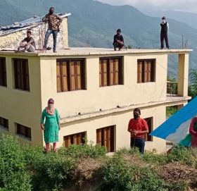 बाजुरामा १९ जना कोरोना पोजेटिभ सँग बसेका ६२ जनाको रिपोट नआउदै घर