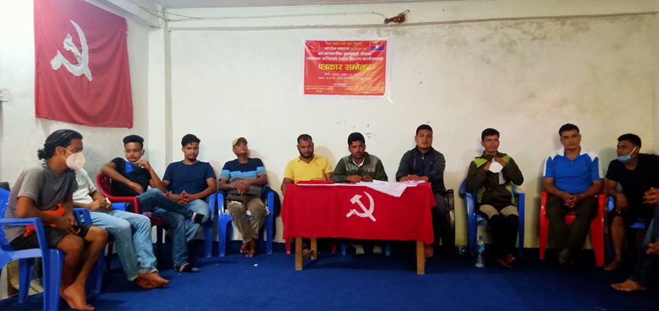 अनेरास्ववीयु र युवा संघ बाजुराद्धारा  सहयोगकाे रकम सार्बजनिक