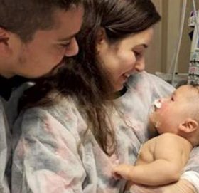 ३२ दिन कोमामा रहे तरपनि पाँच महिने शिशुले कोरोनाभाइरसलाई हराएरै छोडे