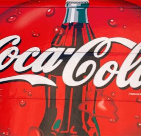 कोका–कोलाले यसकारण सोसल मिडियामा देखाउने छैन विज्ञापन ?