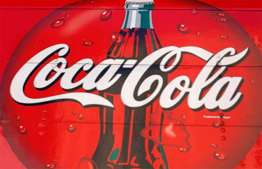 कोका–कोलाले यसकारण सोसल मिडियामा देखाउने छैन विज्ञापन ?