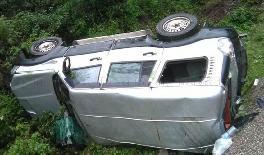 डोटीमा जीप दुर्घटना हुँदा १० जना घाईते