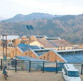 दुइ दिनदेखि बयालपाटा अस्पतालका सेवाहरु ठप्प