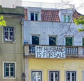 लकडाउनमा मूड फ्रेस गर्न ‘श्रीमान बिक्रीमा’ !