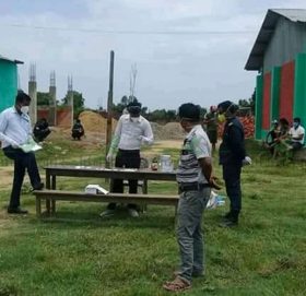 कोरोना पुष्टि भएको १५ घण्टापछि धनगढीका दुई संक्रमितलाई अस्पताल ल्याइयो