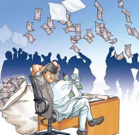 संकटका बेला पनि राज्यको ढुकुटीमा रजाइँ