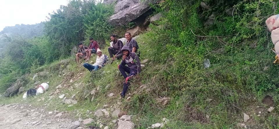 बाजुरामा कोरोना संक्रमति वडा भेला, रोपाइ देखी विवाहको भोजमा सहभागि