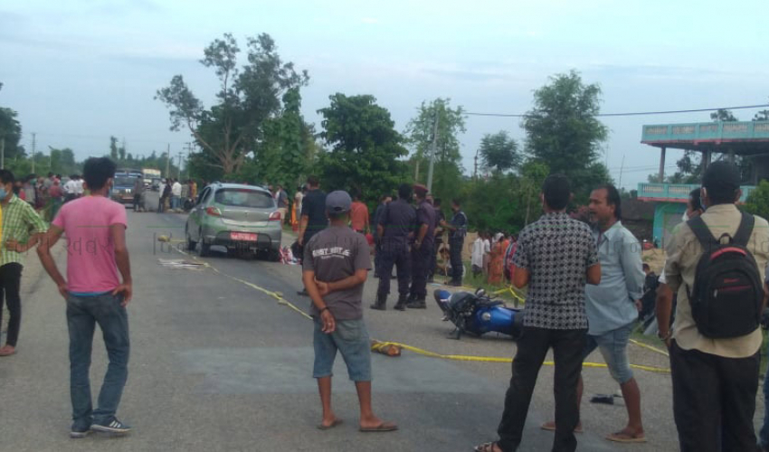 कैलालीमा बिहानैदेखि पूर्व–पश्चिम राजमार्ग अवरुद्ध