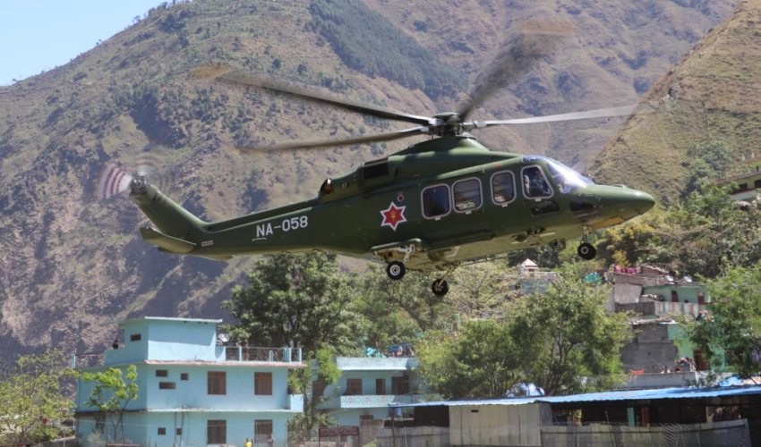 कालापानी क्षेत्रको निरीक्षणको लागि प्रधानसेनापति र सशस्त्रका आईजीपी दार्चुला पुगे