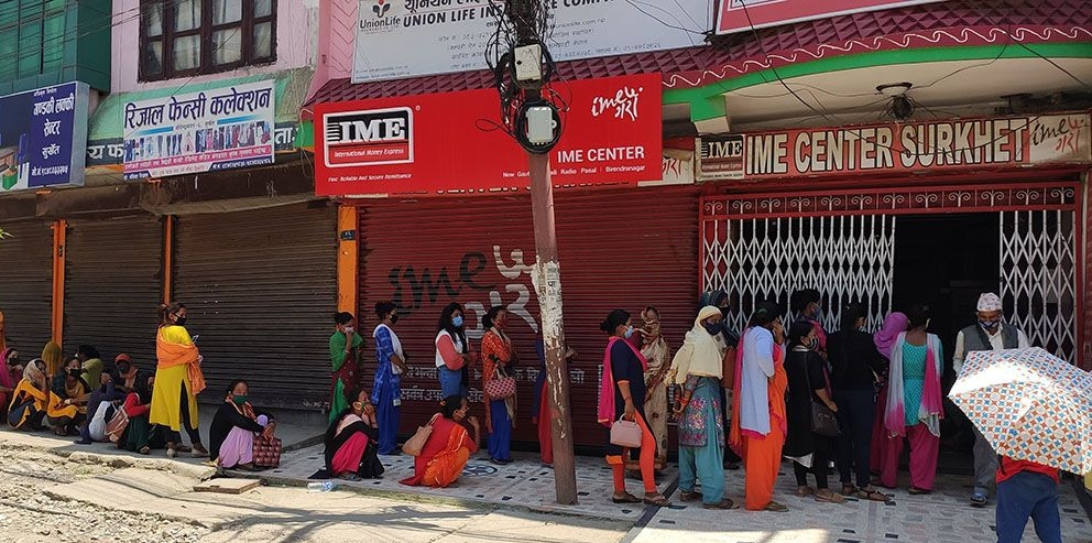 लकडाउन नमान्‍ने सुर्खेत वाणिज्य संघको निर्णय, विद्यालय खोल्न प्रदेश सरकारको सिफारिस