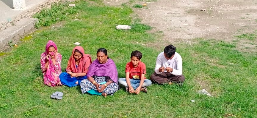 बाजुरा : श्रीमानको मृत्युमा सेतो लुगा लगाउन र क्रिया गर्न समेत पैशा पाएनन