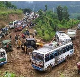 सामाजिक संजालमा भेटिएकाे तस्बीर