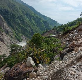 लाइभ भिडियाे : यसरी पहिराेमा पुरिए बाजुरा अम्काेटका धर्मराज