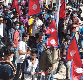 प्रधानमन्त्री ओलीको समर्थनमा मार्तडीमा जुलुस ( फोटो फिचर)