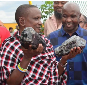 दुईवटा ढुंगा भेट्टाएपछि रातारात करोडपति