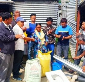 क्वारिन्टाईनमा मृत्यु भएका भुपेन्द्र दमाईकोे परिवारलाई राहत