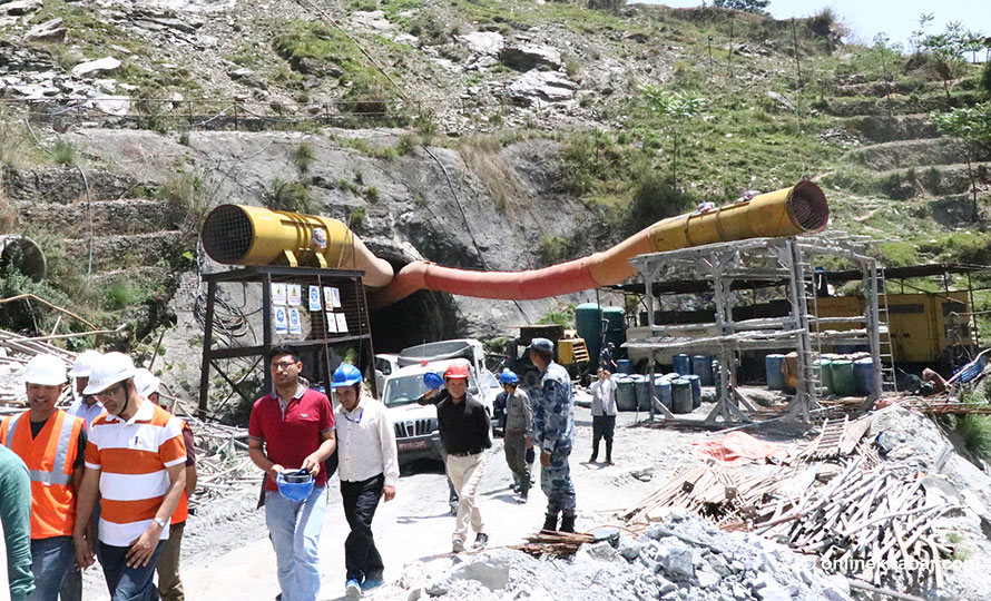 मध्यभोटेकोशी हाइड्रोपावरमा क्षति, एक चिनियाँ प्राविधिक बेपत्ता