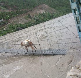 बाजुरा : कर्णाली नदिमा पानीको बहाव बढ्यो, खतरा जोखिम
