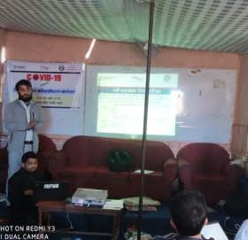 कोभिड-१९ सम्बन्धि स्वास्थ्य संयोजकहरुलाई जिल्ला स्तरिय अनुशिक्षण कार्यक्रम सम्पन्न