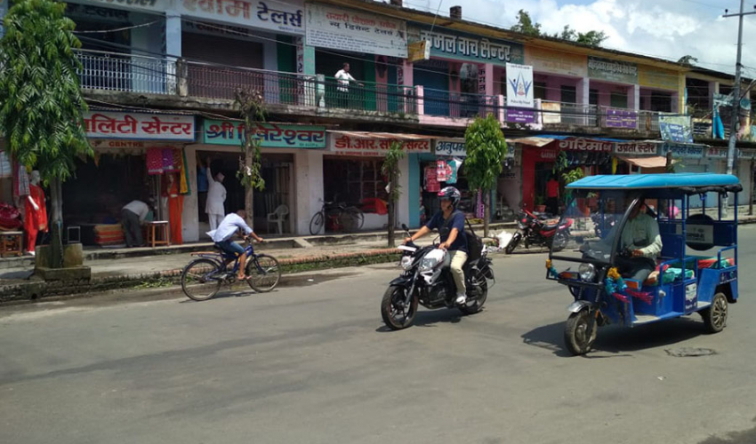 मोटरसाईकलको ठक्करबाट महेन्द्रनगरमा ९ वर्षीय बालक घाइते