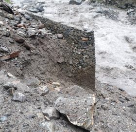 पहिरोले बगायो रुप्सेको सौन्दर्य