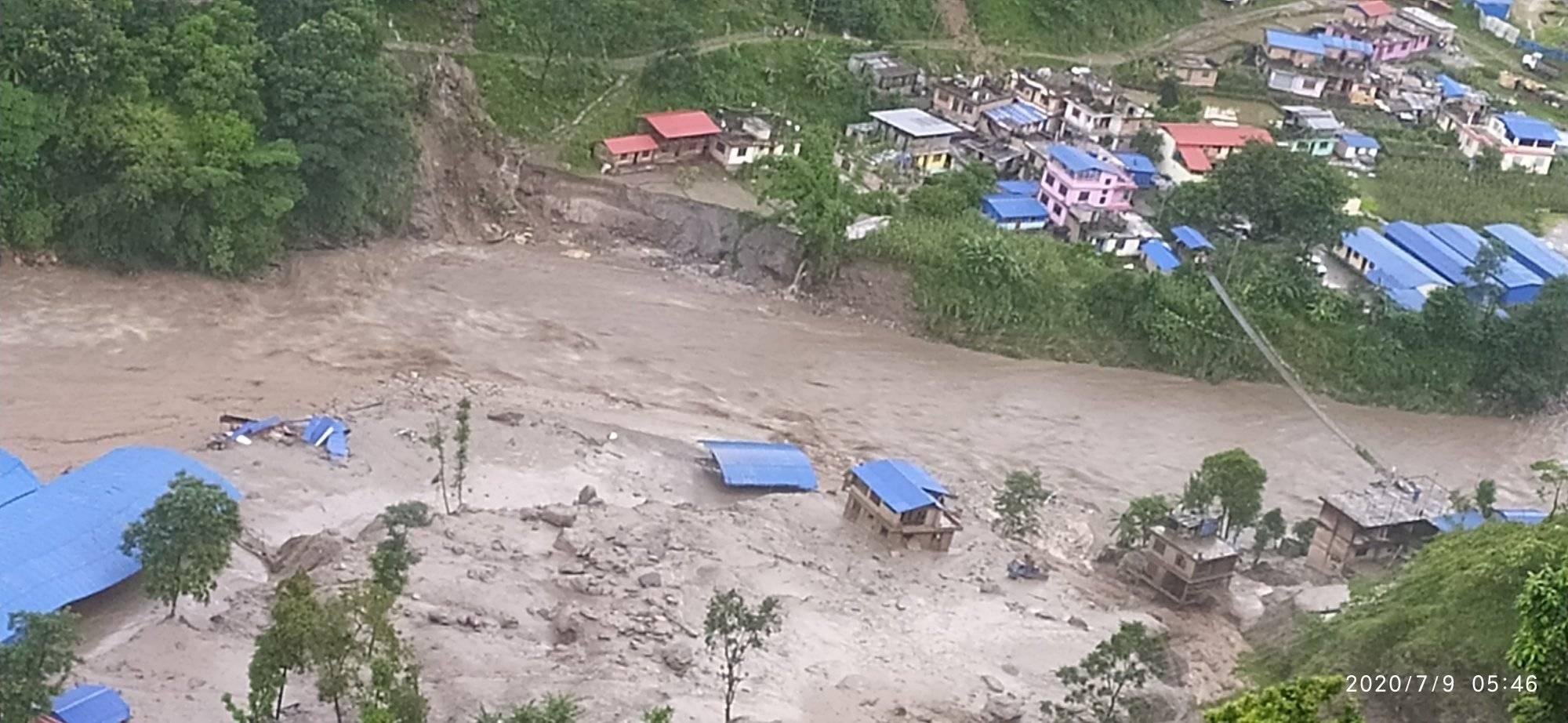 संखुवासभा र सिन्धुपाल्चोकको बाढीपहिरोमा बेपत्ता ३४ जना अझै भेटिएनन्