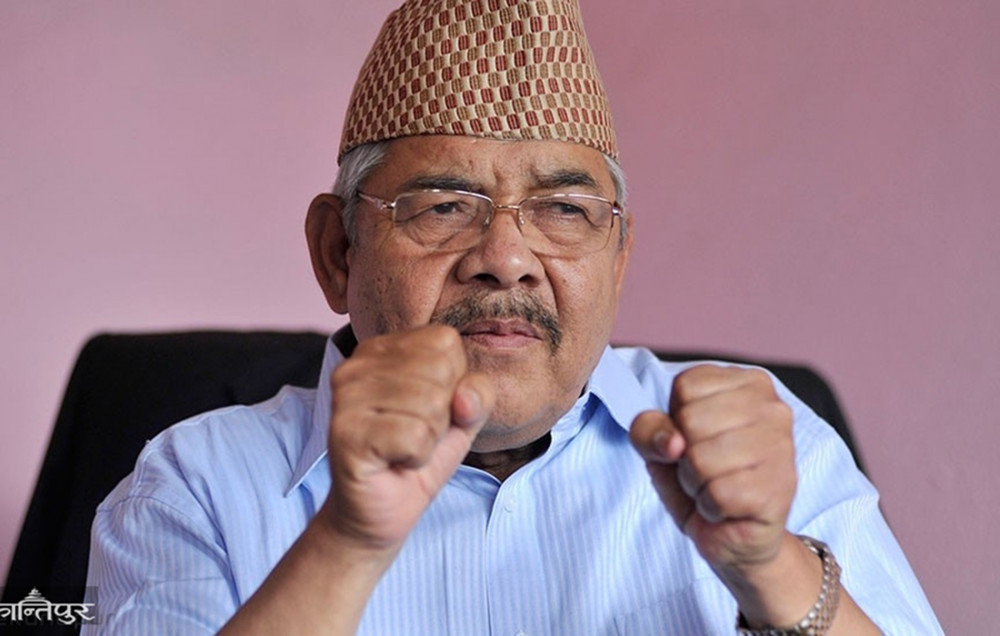 पार्टी विग्रह रोक्न भन्दै वामदेवले बुझाए दुई अध्यक्षलाई ६ बुँदे प्रस्ताव