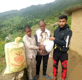 सामाजिक सेवामा तल्लीन १८ बर्षिय युवा पारस