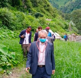 बाजुरा पुगेर भने जनताकाे साथमा हामी छाै : गृहमन्त्री थापा (भिडीयाे सहित)