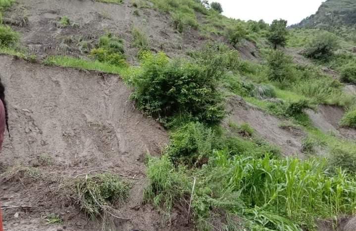 पहिरोका कारण हिमालीका ९६ घर परीवार विस्थापित