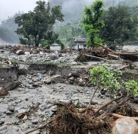 ताप्रीसेरामा किराना पसल बगायो लाखौको क्षेति