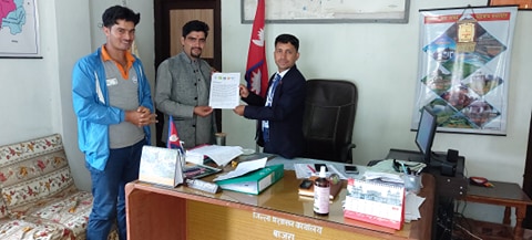 नागरिक संघ संगठन द्धारा प्रमुख जिल्ला अधिकारीलाई ज्ञापन पत्र