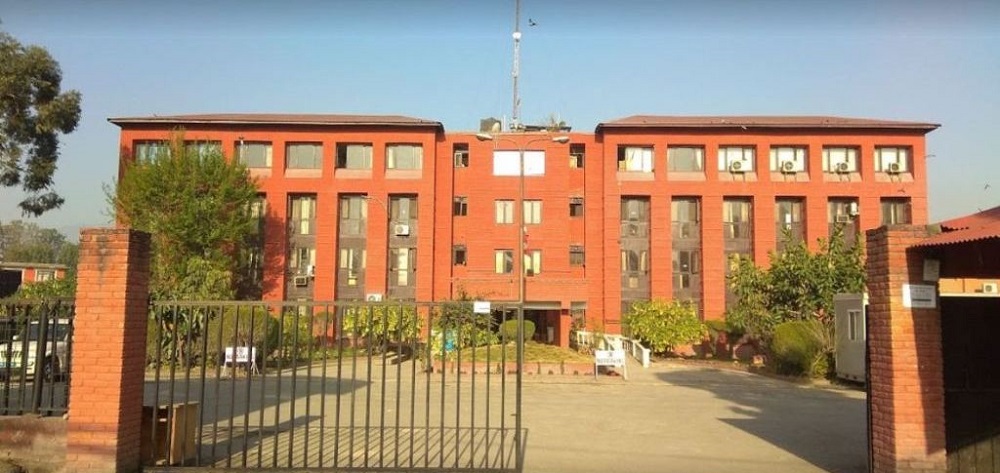 मन्त्रालयका सहसचिव रघुराम विष्टको सुदूरपश्चिम सरुवा, दामोदर रेग्मी आए