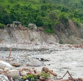 बाढी पहिरोमा परी ७७ को मृत्यु : गृह मन्त्रालय