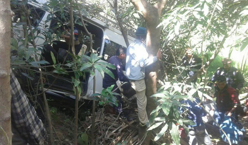 हाइस दुर्घटना हुँदा १७ जना घाइते