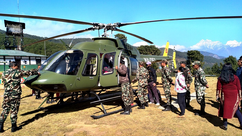 बाजुराबाट सुत्केरीको हेलिकप्टरबाट उद्धार