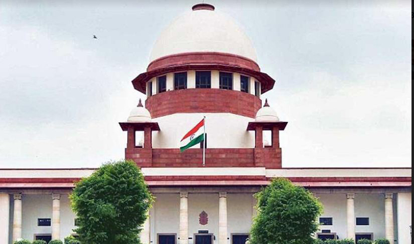 अदालतले गर्यो १ सय जरिवाना, वकिलले बुझाए ५० पैसाका २ सय सिक्का