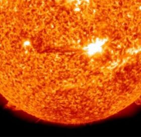 ११ वर्षपछि सूर्यमा ठूलो हलचल, पृथ्वीलाई खतरा !