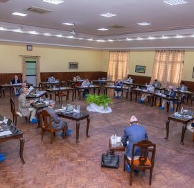 लामो दूरीका यातायात र शिक्षण संस्था भदौ मसान्तसम्म बन्द