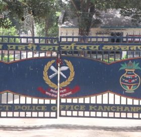 कञ्चनपुरमा विद्यालयबाट युवतीसहित पाँच जना पक्राउ