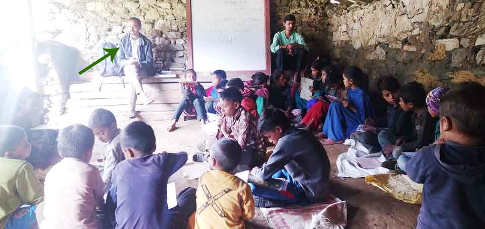 मालिका माबिका शिक्षक टाेल शिक्षा दिन हाेइन, धर्मकाे प्रचार गर्दै हिड्छन
