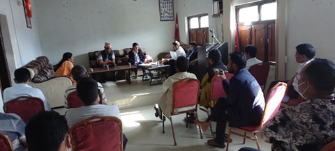 पुरानो सामान सकियो नया ढुवानीमा समस्या सडक छिटो खोल्न ब्यापारिको अनुराेध