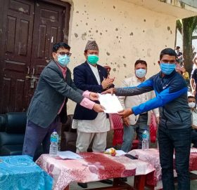 हलिया समुदायले गाँसबासको ग्यारेन्टिको माग गर्दै मुख्य मन्त्रिलाइबुझाए ज्ञापन पत्र