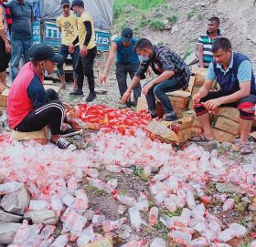 बाजुरा प्रहरीद्धारा अबैध मदिरा बरामत गरी नष्ट