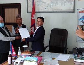 नेपाल सरकारले प्रतिबद्धता गरे अनुरुप हलिया पुर्न स्थापनाको काम नभएको भन्दै ज्ञापन पत्र