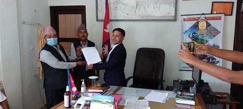 नेपाल सरकारले प्रतिबद्धता गरे अनुरुप हलिया पुर्न स्थापनाको काम नभएको भन्दै ज्ञापन पत्र