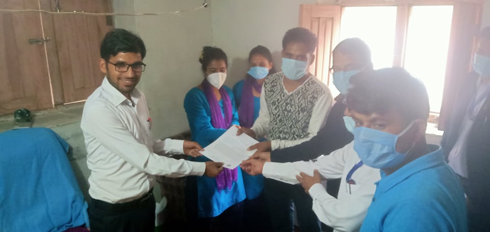 स्थानिय तहका कर्मचारीले बुझाए ३ बुँदे ज्ञापन पत्र