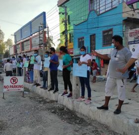 डा.गोविन्द केसीको जीवन रक्षाको माग गर्दै धनगढीमा प्रदर्शन