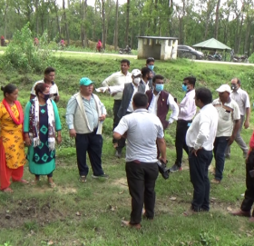 सुदूरपश्चिममा वैज्ञानिक वनका नाममा चरम अनियमितता र वन विनाश भएको ठहर